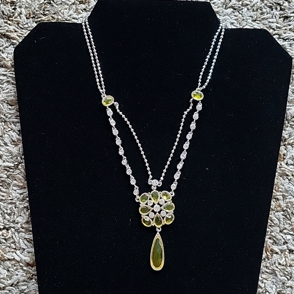 Green Crystal Cookie Lee Necklace